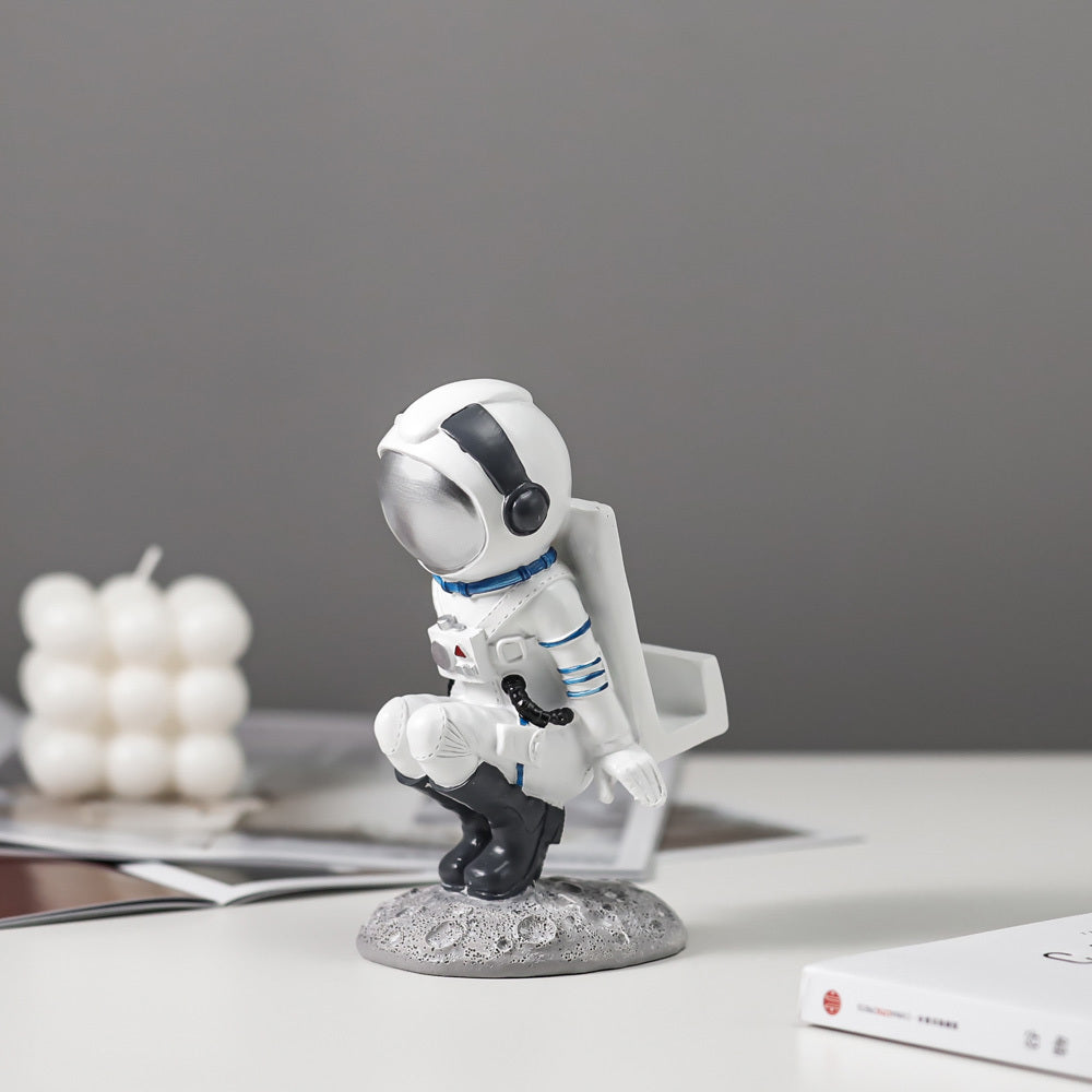 Astronaut Creative Decoration – Home Fashion Ornament