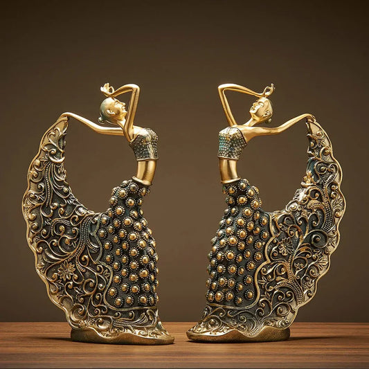 Elegant Baroque Dancer Figurines – Timeless Grace in Motion