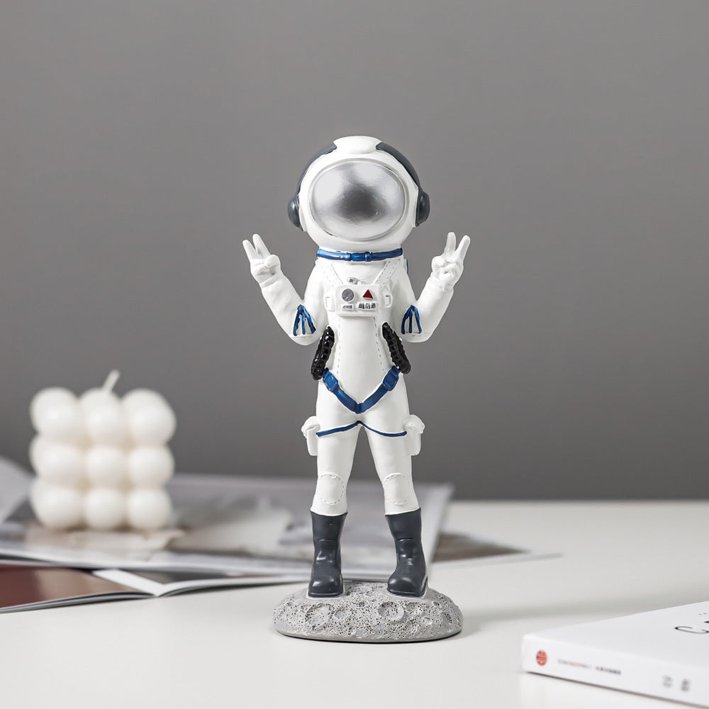 Astronaut Creative Decoration – Home Fashion Ornament